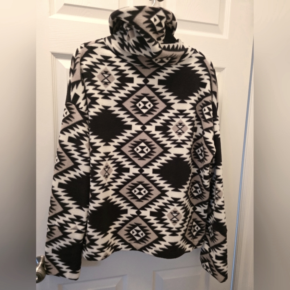 Fleece cowl next